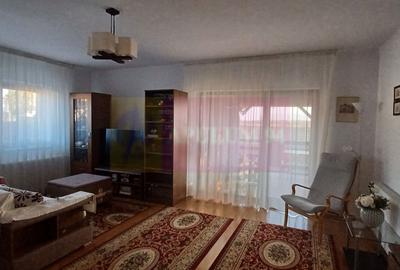 Săbăreni, casă parter 162 mp, curte 575 mp. Acasă - 6