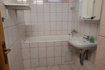 Apartament cu 3 camere decomandat în Iosia - 4