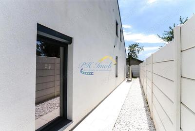 Casă cu 11 camere cu Teren 1227 Mp în Capul Câmpului - 11