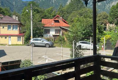 Casă cu 6 camere cu Teren 284 Mp în Poiana - 1