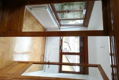 Casă cu 6 camere cu Teren 382 Mp în Ultracentral - 2