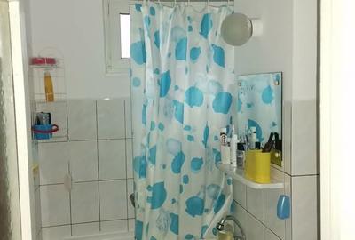 Apartament cu 3 camere semidecomandat în Central - 3