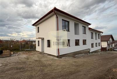 Duplex cu 4 camere cu Canalizare în Șura Mică - 1
