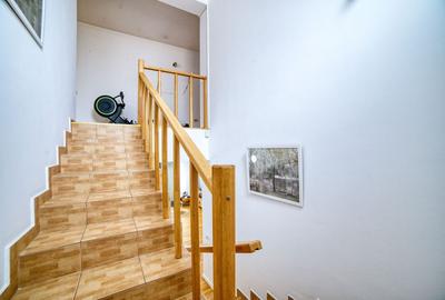 Casa complet mobilata 5 camere 3 bai curte generoasa - 21