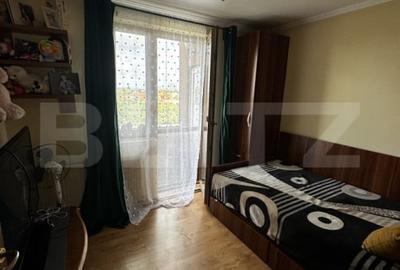 Apartament de vanzare, cu 3 camere, 70 mp, zona 14 Mai - 3