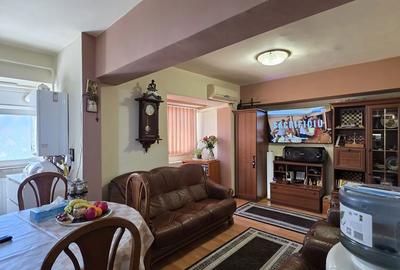 Apartament cu 4 camere decomandat în Calea București - 15