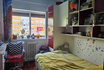 Apartament cu 3 camere decomandat în Bălcescu - 1