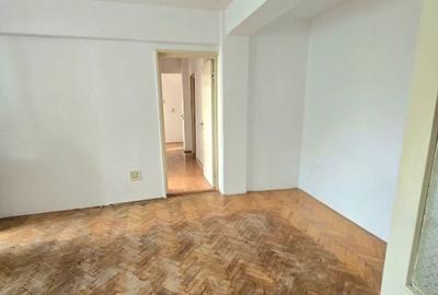 Apartament cu 4 camere în Central - 9