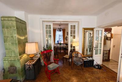 Casă individuală cu 5 camere cu Canalizare în P-ța Unirii - 7