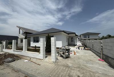 Casă cu 4 camere cu Teren 400 Mp în Năvodari - 8