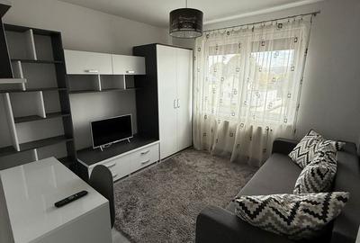 Apartament cu 2 camere decomandat în Sântana de Mureș - 1