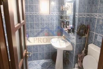 Apartament cu 2 camere decomandat în Tolstoi