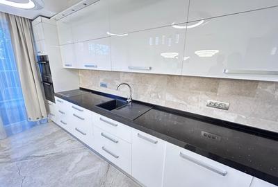 Vila superba in cartier de lux Pipera - piscina exterioara - gradina - 20