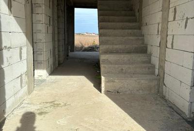 Casă cu 4 camere cu Teren 1000 Mp în Șofronea - 2