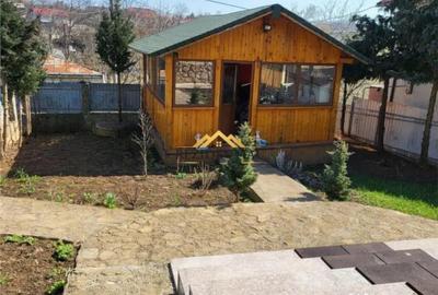 Casă cu 5 camere cu Teren 433 Mp în Central - 1