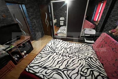 Casa moderna + teren intravilan ?i extravilan 2.638 m - 2