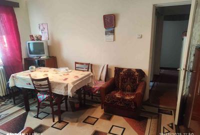 Apartament cu 3 camere în Central - 1