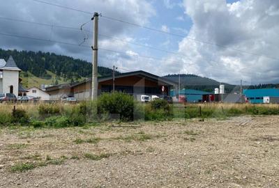 Teren de 8366 mp, în Central