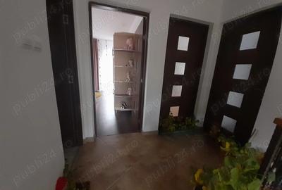 Casă cu 4 camere cu Teren 400 Mp în Exterior Vest - 2