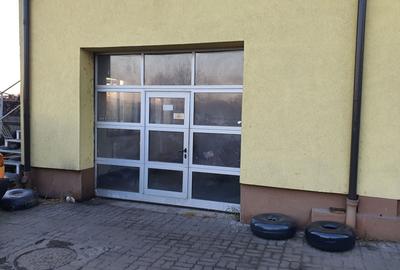 Boxă pentru service auto cu elevator - 1