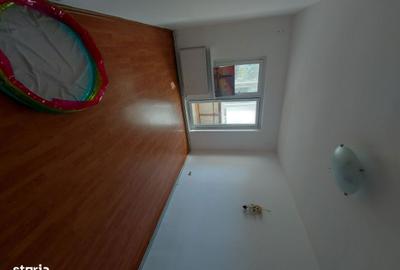 Apartament cu 3 camere în Calea București