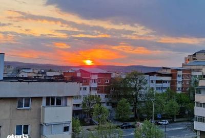 Apartament cu 4 camere în Central