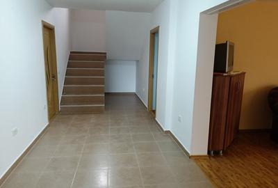 Exclusivitate! Vila moderna P+M inalta, mobilata, cinci camere, Valu lui Traian! - 9
