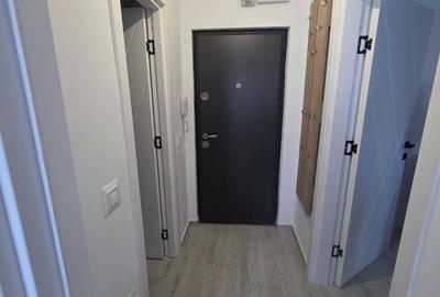 Apartament cu 2 camere semidecomandat în Berceni