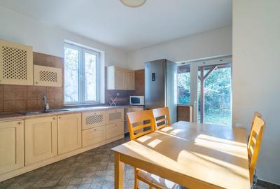 Apartament cu 4 camere semidecomandat, mobilat în Central - 4