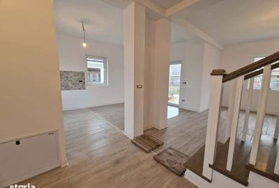 Casă cu 4 camere în Bucovăț - 3