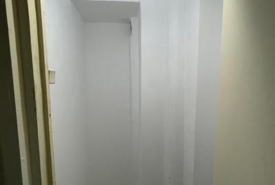 4 camere, 2 bai, 2 balcoane, 2 debarale , etaj 2 zona Galata - 13