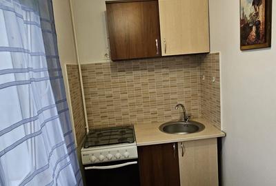 Garsonieră decomandată în Central - 4