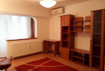 Garsonieră decomandată, mobilată în Costin Georgian - 2