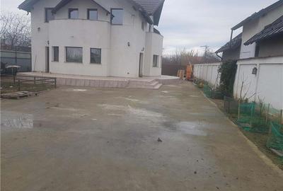 Casă cu 5 camere cu Teren 600 Mp în Cazasu - 1