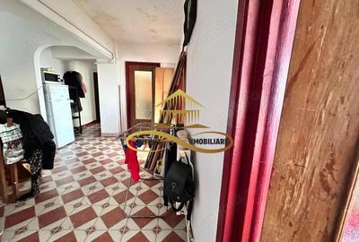 De vanzare apartament 3 camere,Str Letea, Bacau - 3