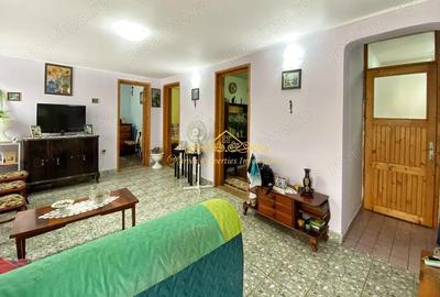 Casă cu 5 camere cu Teren 845 Mp în Călugăreni - 9