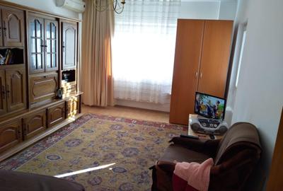Garsonieră decomandată în Iancului