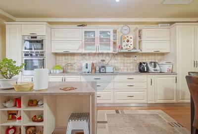 Casă cu 5 camere cu Teren 800 Mp în Cheile Râșnoavei - 10