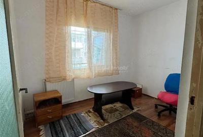 Apartament cu 4 camere decomandat în Liliacului - 5