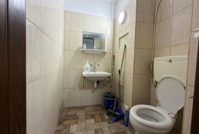 Apartament cu 2 camere semidecomandat în Central - 1