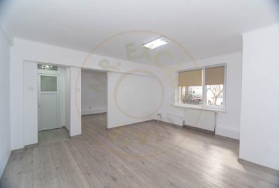 Apartament cu 2 camere semidecomandat în Ultracentral