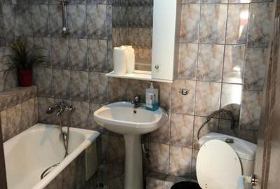 Casă cu 5 camere cu Teren 170 Mp în Domenii - 1