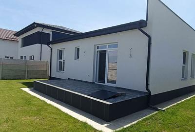 Casă cu 3 camere în Berceni - 4
