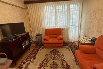 Apartament cu 3 camere semidecomandat, mobilat în Sud - 9