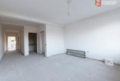 Duplex 4 camere 140 mp utili, toate utilitatile, la asfalt in Giroc - V7800 - 8