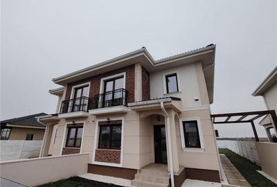 Duplex cu 5 camere cu Canalizare în Moșnița Nouă - 3