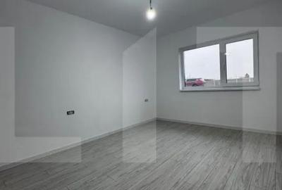 Casă cu 4 camere cu Teren 328 Mp în Peciu Nou - 6