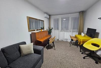 Apartament cu 3 camere decomandat în Piața Centrală - 7