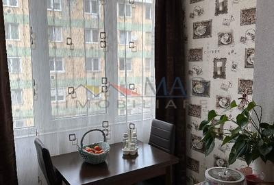 Apartament cu 2 camere nedecomandat în 7 Noiembrie - 7
