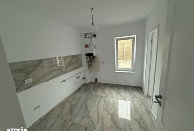 Casă cu 4 camere cu Teren 300 Mp în Bucium - 11
